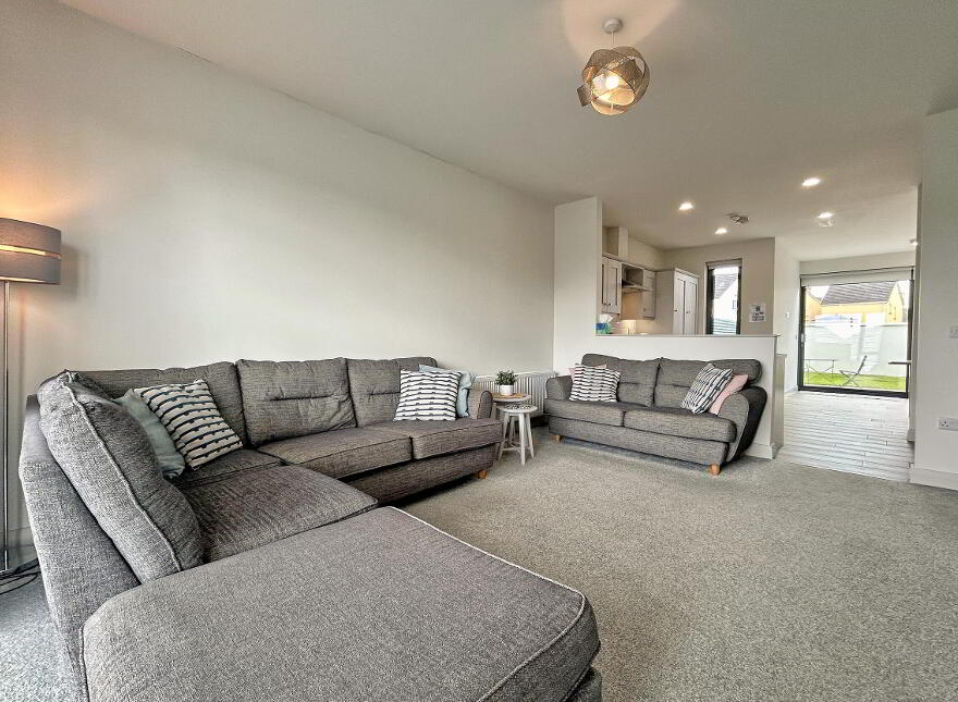 8 Hatheran Mews, Portstewart, BT55 7US