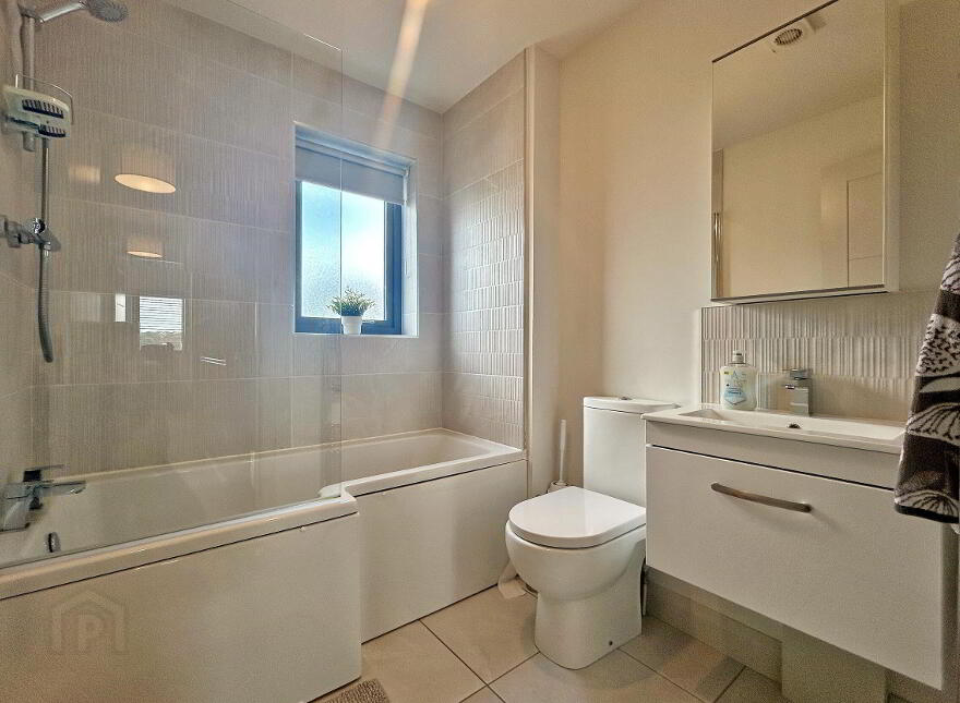 8 Hatheran Mews, Portstewart, BT55 7US