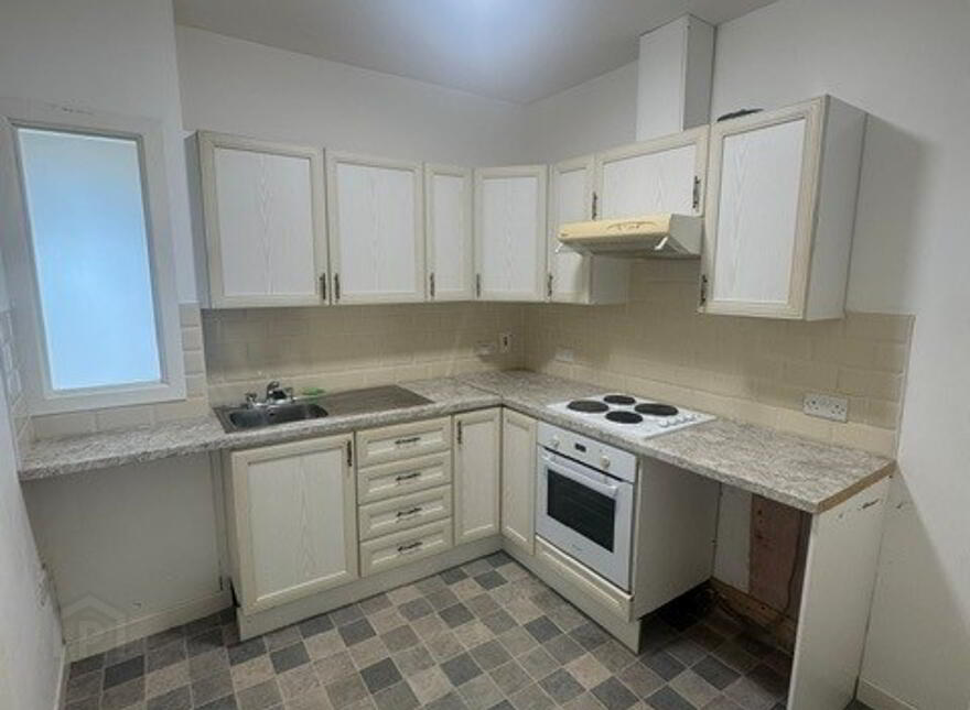 52 Castlefinn Road, Castlederg, BT81 7EE