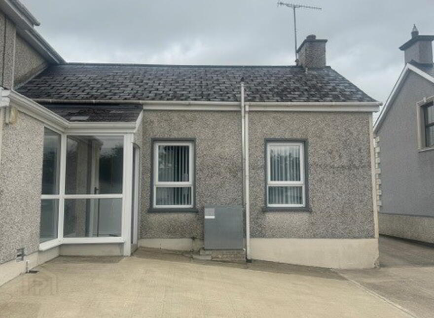 52 Castlefinn Road, Castlederg, BT81 7EE