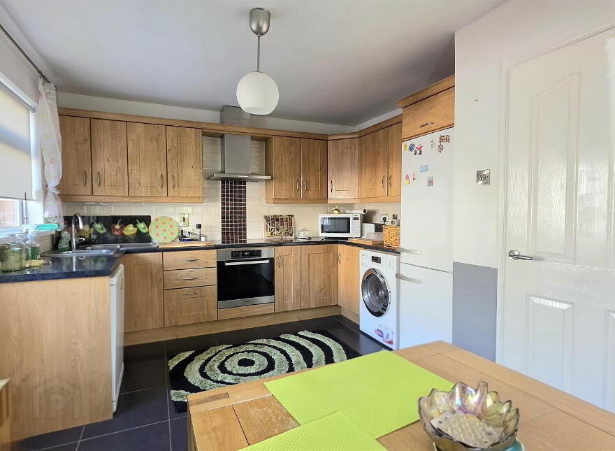 6 Prospect Green, Carrickfergus, BT38 8QN