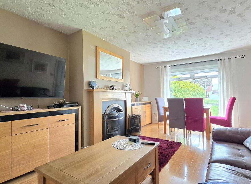 6 Prospect Green, Carrickfergus, BT38 8QN