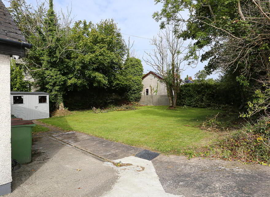 422 Belfast Road, Ballyrobert, Bangor, BT19 1UE