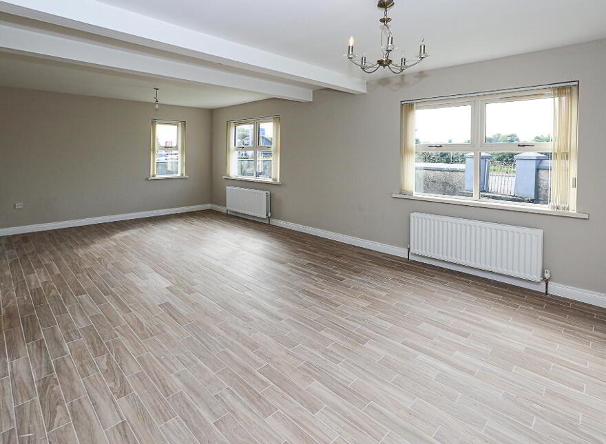 422 Belfast Road, Ballyrobert, Bangor, BT19 1UE