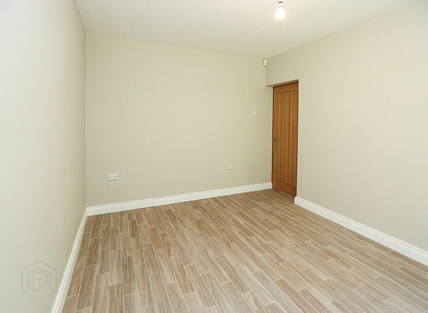 422 Belfast Road, Ballyrobert, Bangor, BT19 1UE