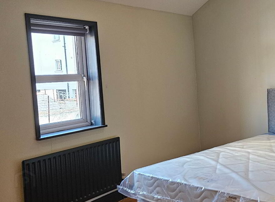 93B Connsbrook Avenue, Belfast, BT4 1JW