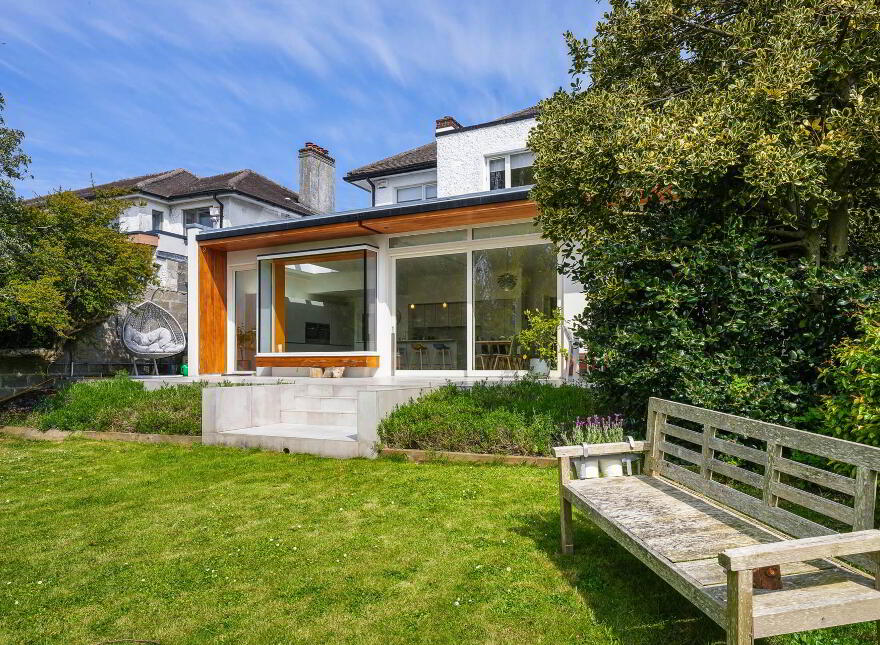 6 Saint John`s Park, Monkstown, A96YX09