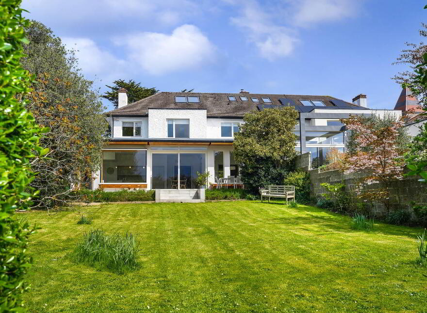 6 Saint John`s Park, Monkstown, A96YX09