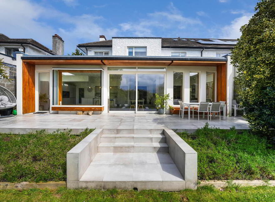 6 Saint John`s Park, Monkstown, A96YX09