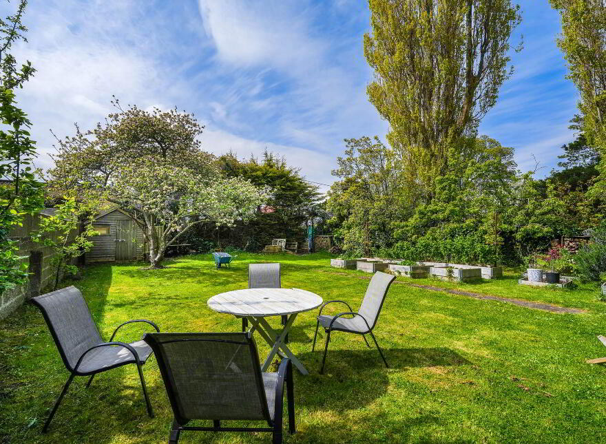 6 Saint John`s Park, Monkstown, A96YX09
