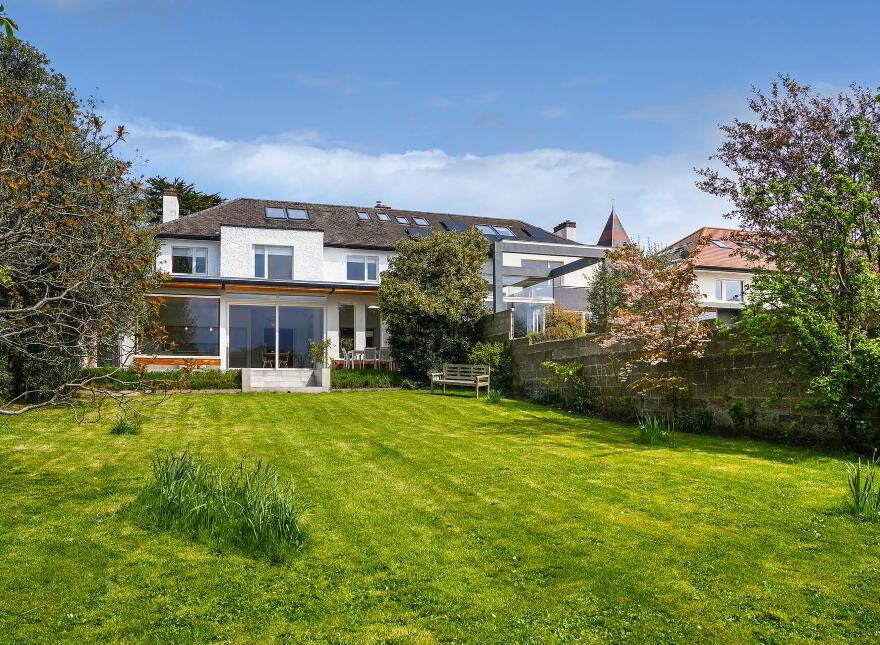 6 Saint John`s Park, Monkstown, A96YX09