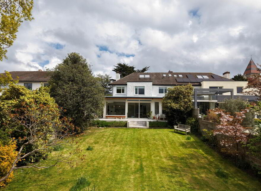 6 Saint John`s Park, Monkstown, A96YX09
