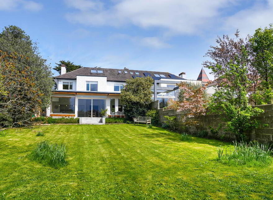 6 Saint John`s Park, Monkstown, A96YX09