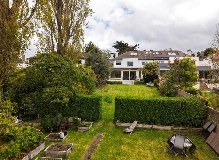 6 Saint John`s Park, Monkstown, A96YX09