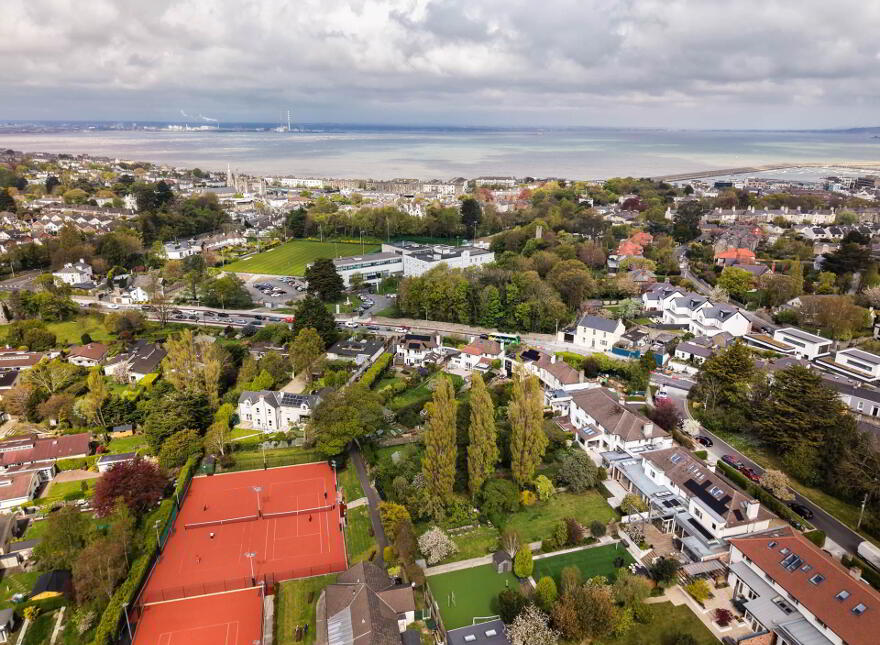 6 Saint John`s Park, Monkstown, A96YX09