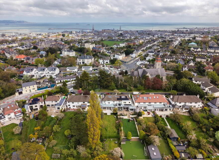 6 Saint John`s Park, Monkstown, A96YX09