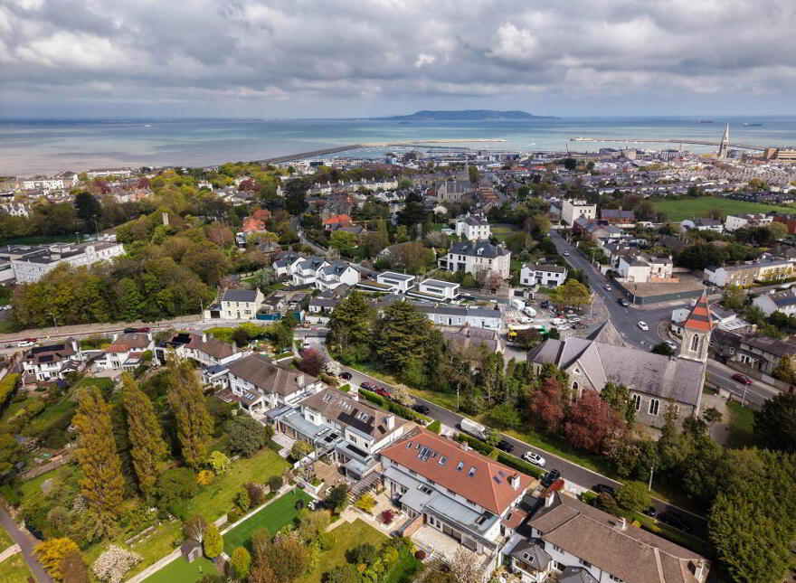 6 Saint John`s Park, Monkstown, A96YX09