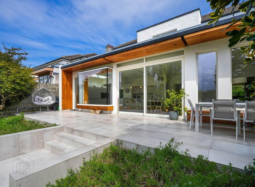 6 Saint John`s Park, Monkstown, A96YX09