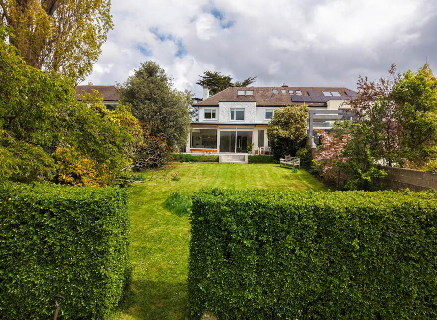 6 Saint John`s Park, Monkstown, A96YX09