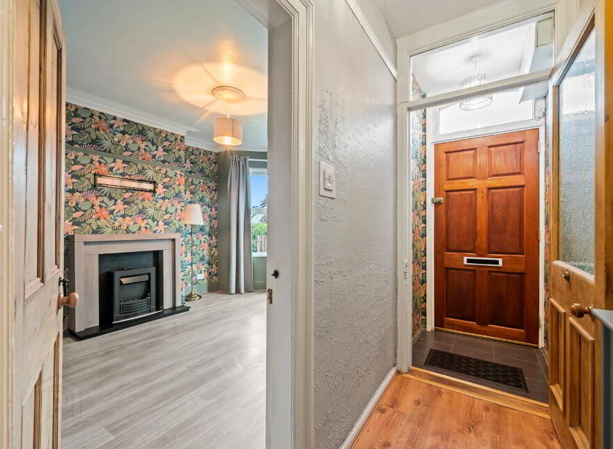 11 Ulster Avenue, Dunmurry, Belfast, BT17 9BN