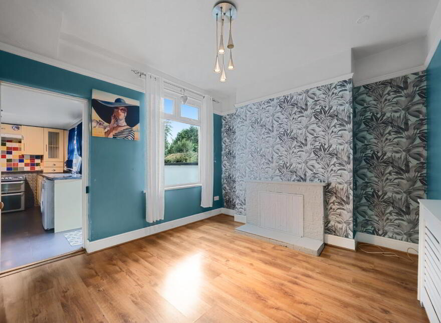 11 Ulster Avenue, Dunmurry, Belfast, BT17 9BN