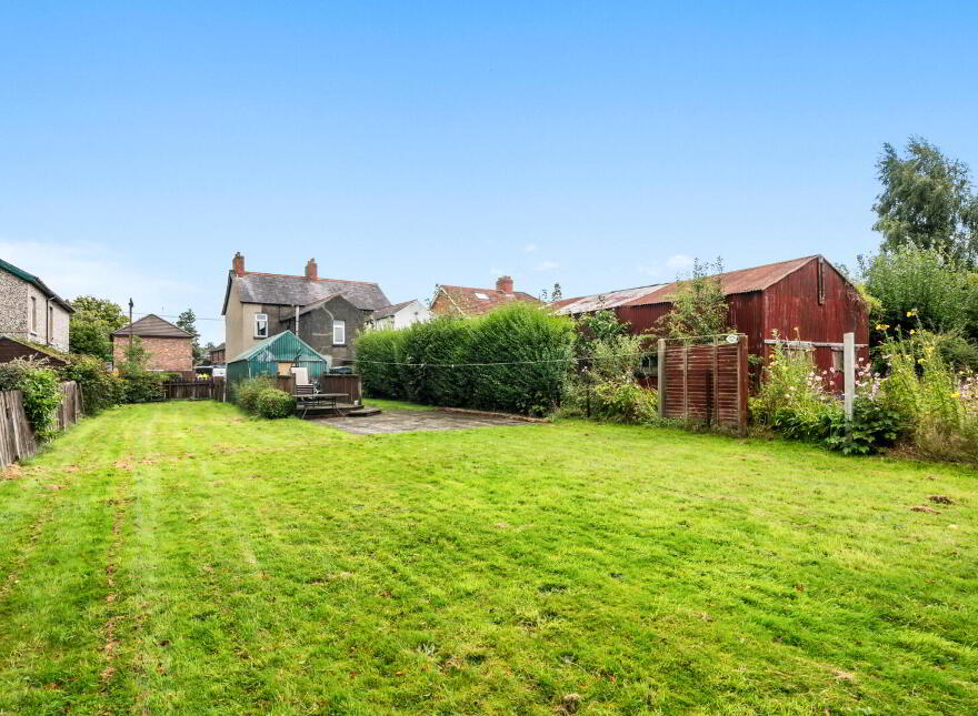 11 Ulster Avenue, Dunmurry, Belfast, BT17 9BN