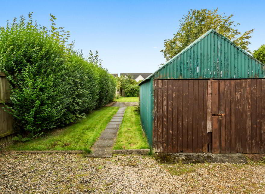 11 Ulster Avenue, Dunmurry, Belfast, BT17 9BN