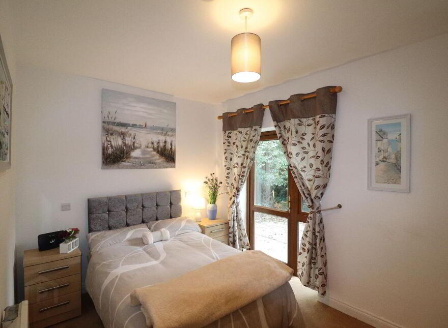 Apt 18, Lakes Village, Killaloe, V94DRP0