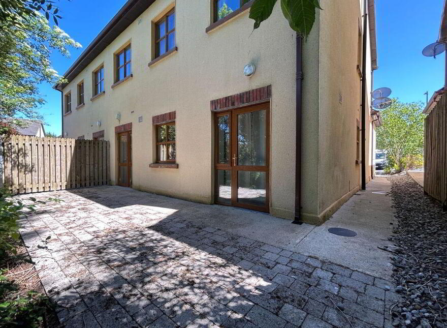 Apt 18, Lakes Village, Killaloe, V94DRP0
