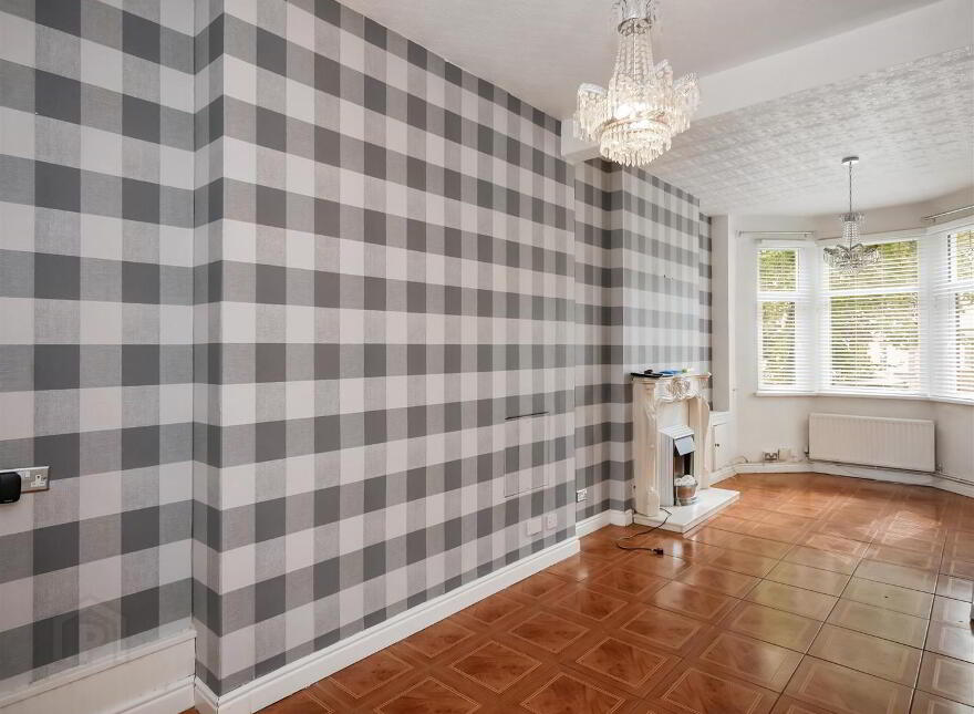 38 Shaftesbury Avenue, Ormeau Road, Belfast, BT7 2ES