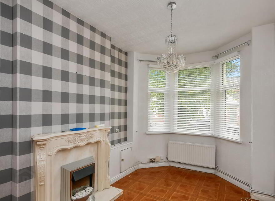 38 Shaftesbury Avenue, Ormeau Road, Belfast, BT7 2ES