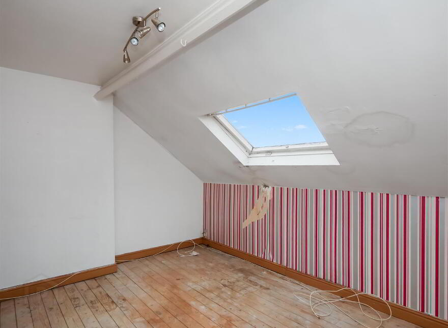 38 Shaftesbury Avenue, Ormeau Road, Belfast, BT7 2ES