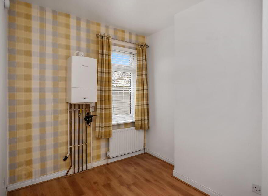 38 Shaftesbury Avenue, Ormeau Road, Belfast, BT7 2ES
