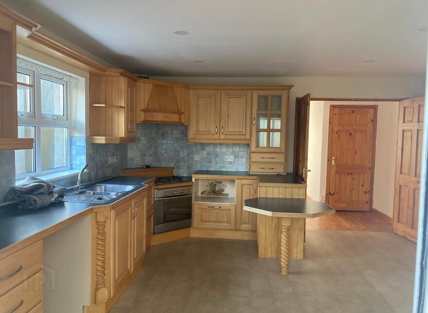 81 Shore Road, Ballyhalbert, BT22 1BJ