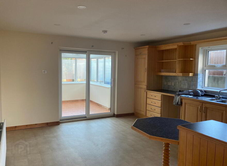 81 Shore Road, Ballyhalbert, BT22 1BJ