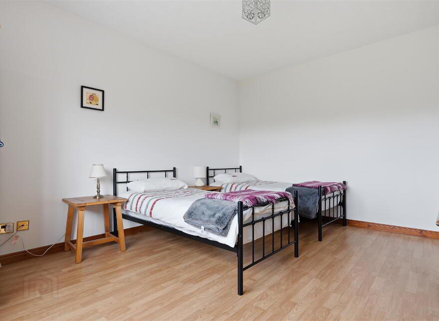 12 Willowfield, Randalstown, BT41 3AZ