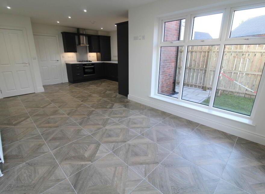 16 Oak Meadow Green, Newtownards, BT23 7JH