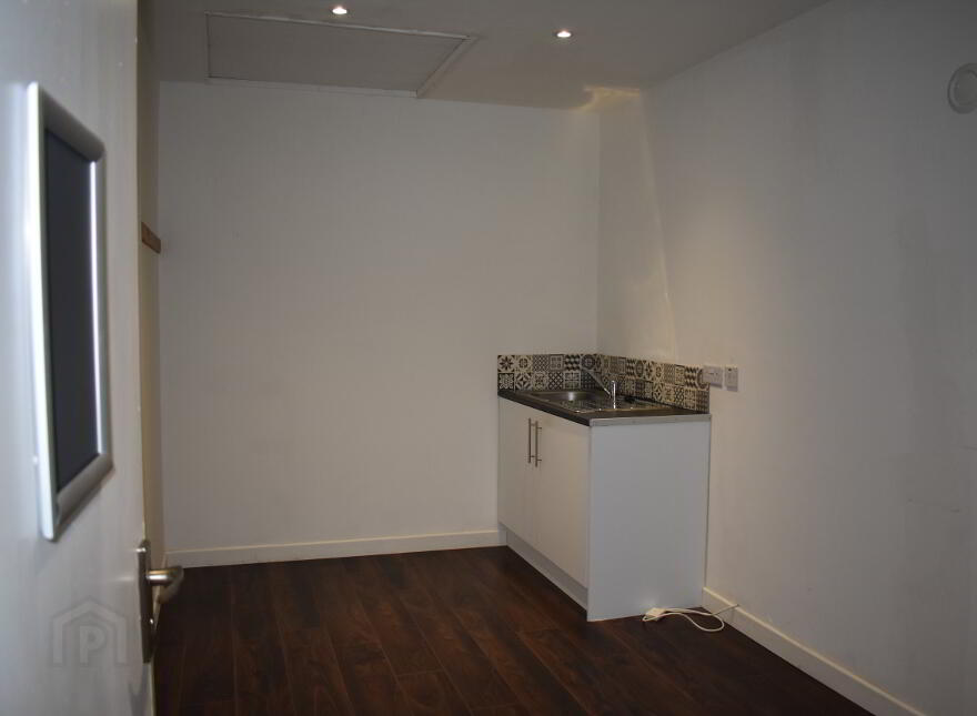 First Floor, 14-16 Conway Square, Newtownards, BT23 4DD