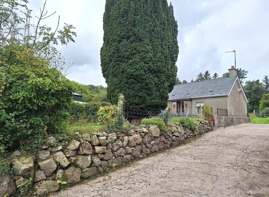 148 Knocknacarry Road, Cushendun, Ballymena, BT44 0NU