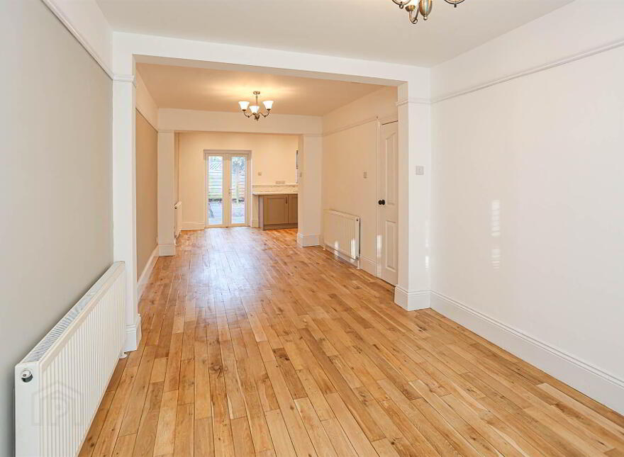 60 Loopland Drive, Belfast, BT6 9DX