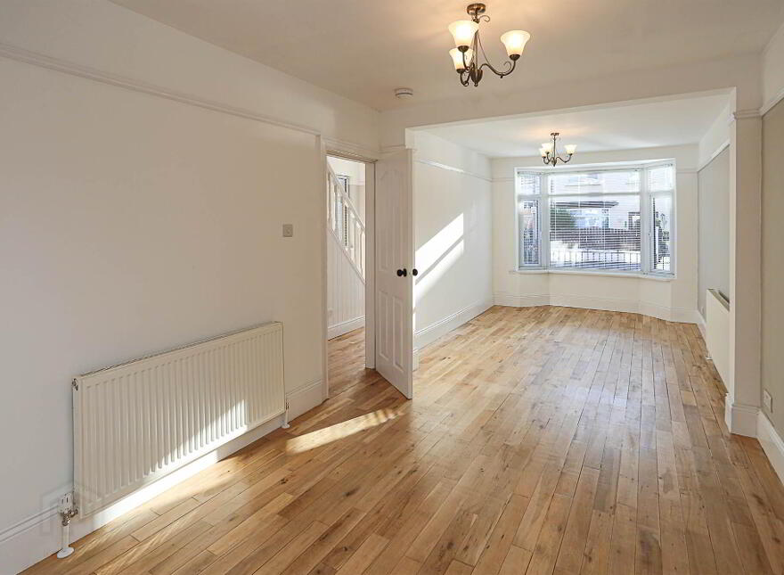 60 Loopland Drive, Belfast, BT6 9DX