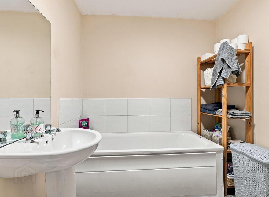 Flat 21 Loy Court, 265 Old Belfast Road, Bangor, BT19 1LU