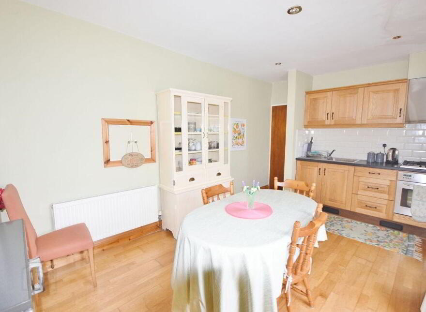 Main Street, Ballylongford, V31YX08