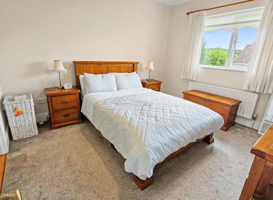 6 River Crescent, Virginia, A82AF10