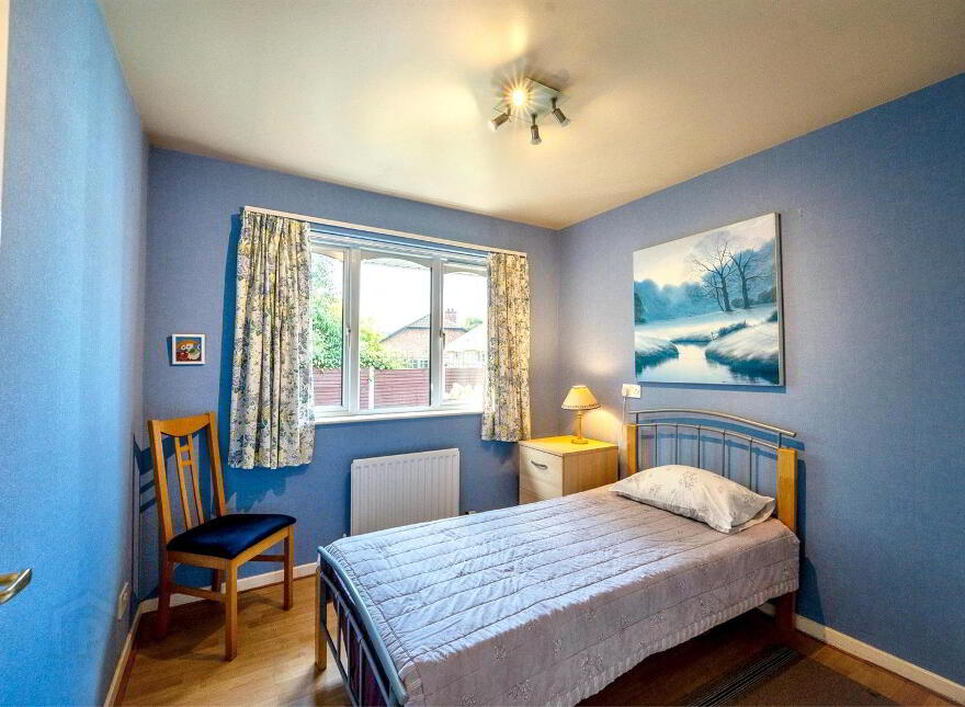 102 Kinedale Park, Ballynahinch, BT24 8YS