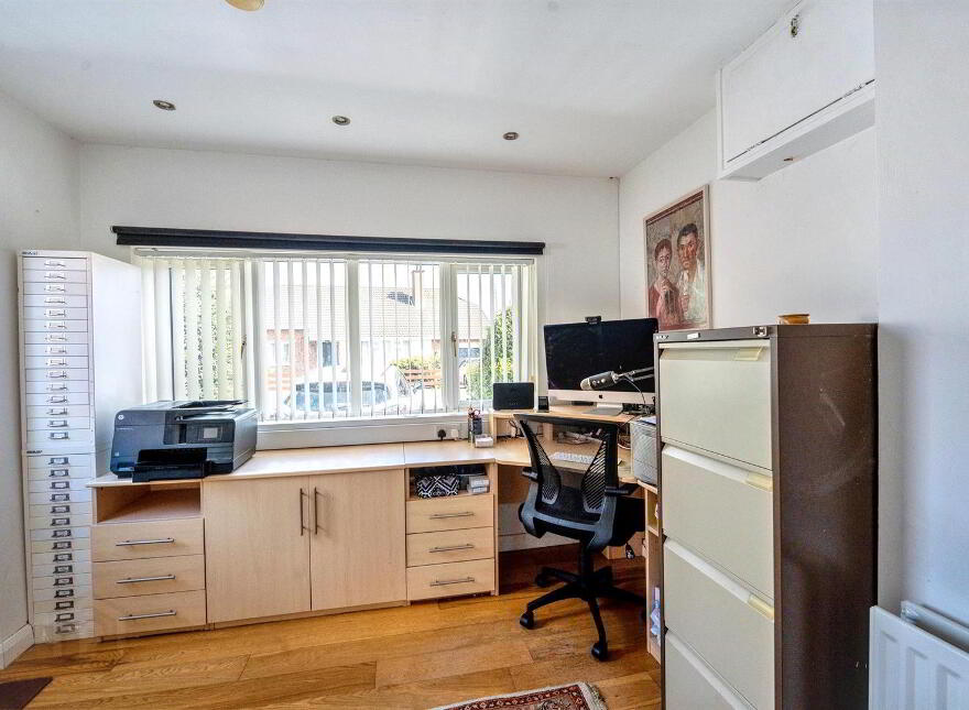102 Kinedale Park, Ballynahinch, BT24 8YS