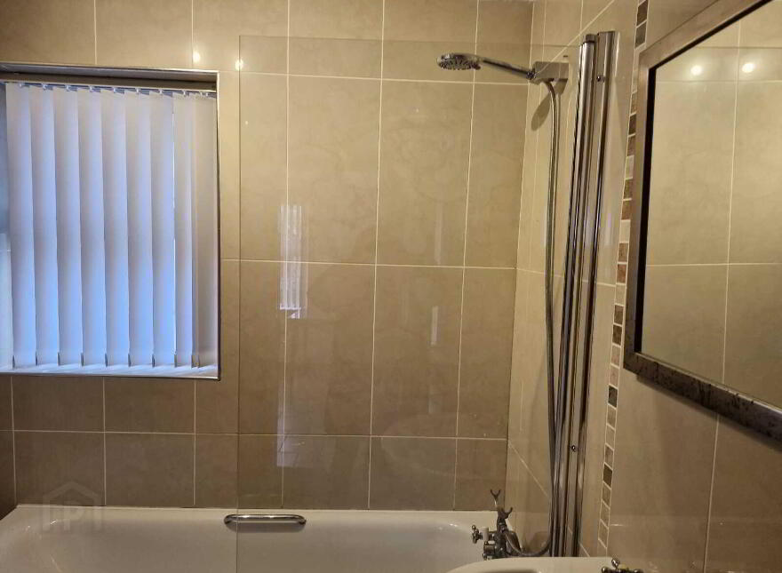 1 Peters Street, Warrenpoint, Newry, BT34 3HR