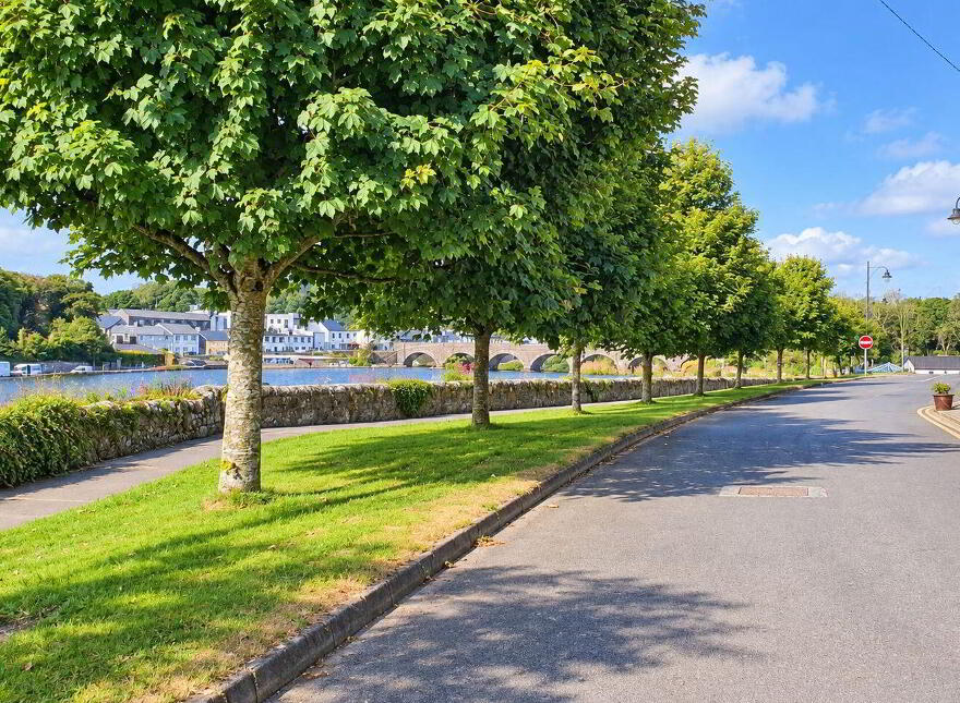 3 Sandymount, Newport, F28AX24