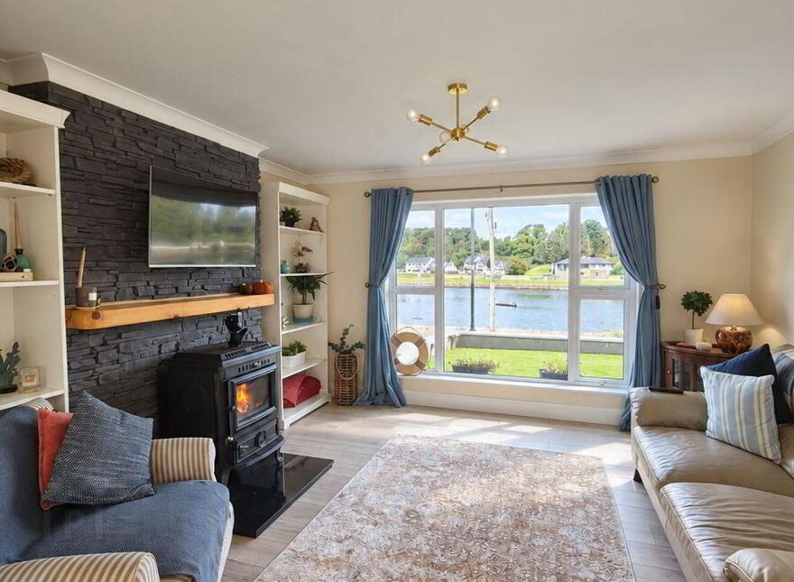 3 Sandymount, Newport, F28AX24