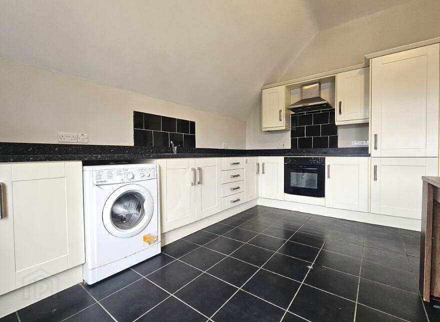 2 Kerryrose, 29c Oriel Road, Antrim, BT41 4HR